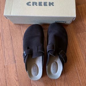 Beaver Creek slip on suede clogs